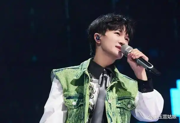 要不是周深的不怕尴尬这期声生不息怕是要被骂上热搜了