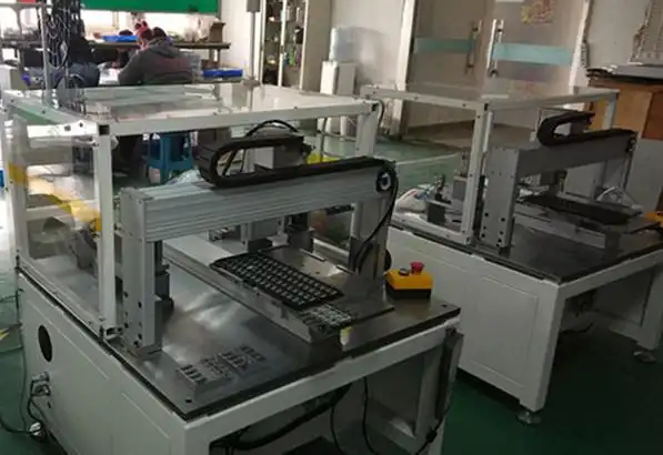 手机卡托自动组装机