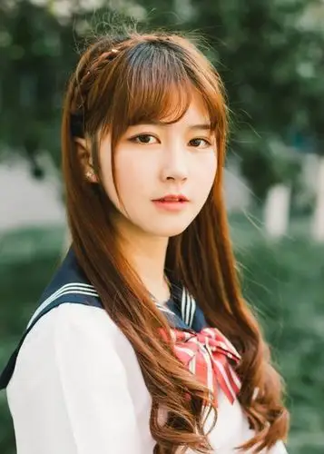 初中女生长脸剪什么发型好看 长脸的女孩子应该留什么发型