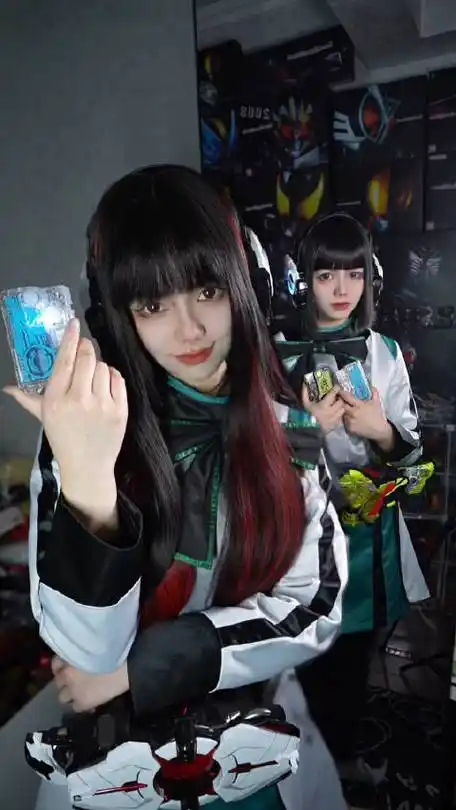 假面骑士01伊兹&亚兹cos