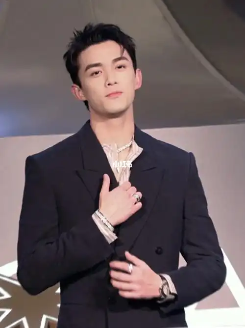 吴磊眼睛太绝了啊^就想问问谁不爱!