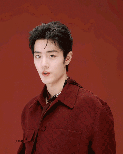 肖战##日常见肖战##肖战红色时尚大片