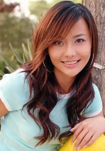 马雅舒翻包翻箱明星代言如何做以及优势明星植入