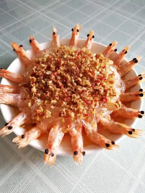过年必备大菜红红火火一盘虾寓意富贵花开味道鲜美快收藏