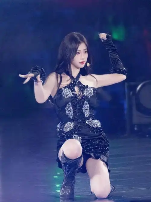 和@张艺兴@tfboys-王源@鞠婧祎@宋雨琦_g-i-dle@虞书欣esther@喻言_yu