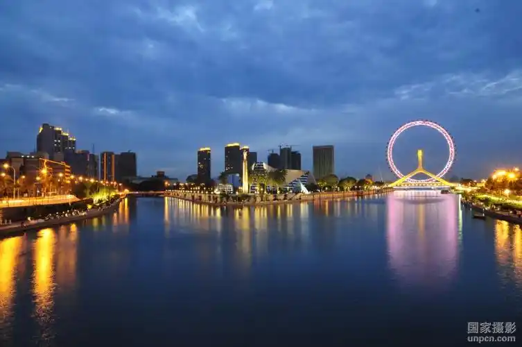 求下面这张天津海河图片的原图,分辨率至少300dpi