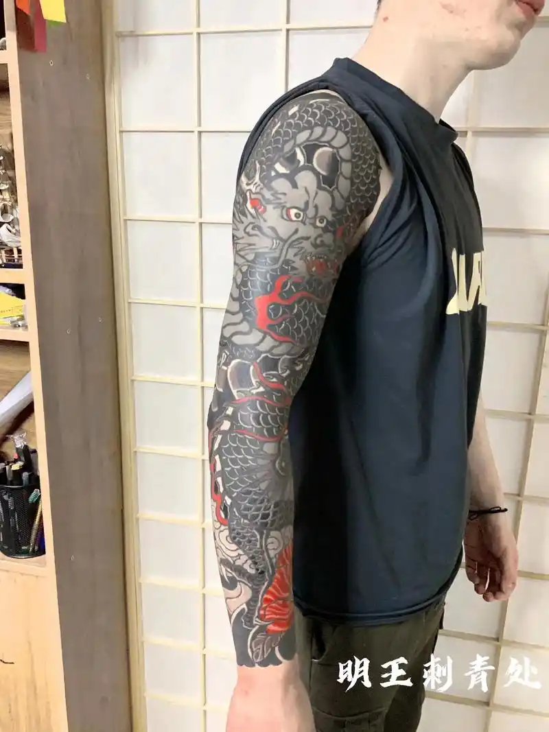 龙花臂完结.#日式老传统 #老传统纹身 #tattoo #银 - 抖音