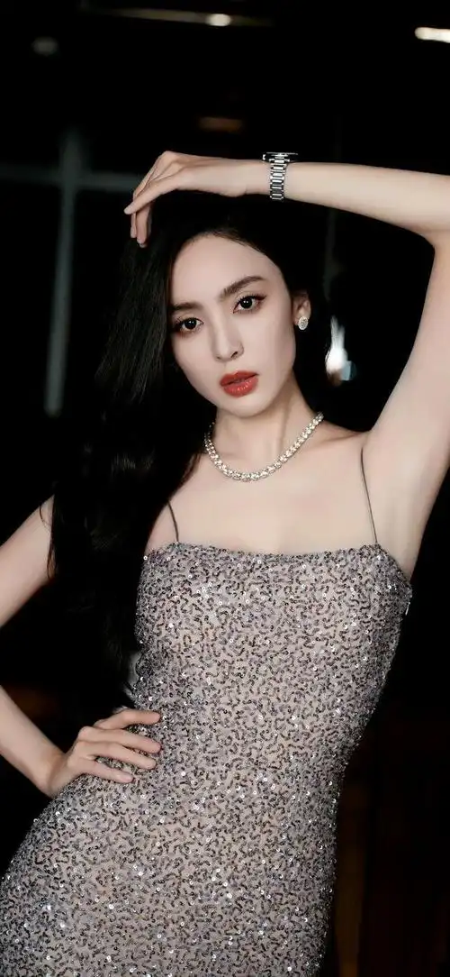 娜扎和张天爱颜值是真的顶!|模特|古力娜扎_网易订阅