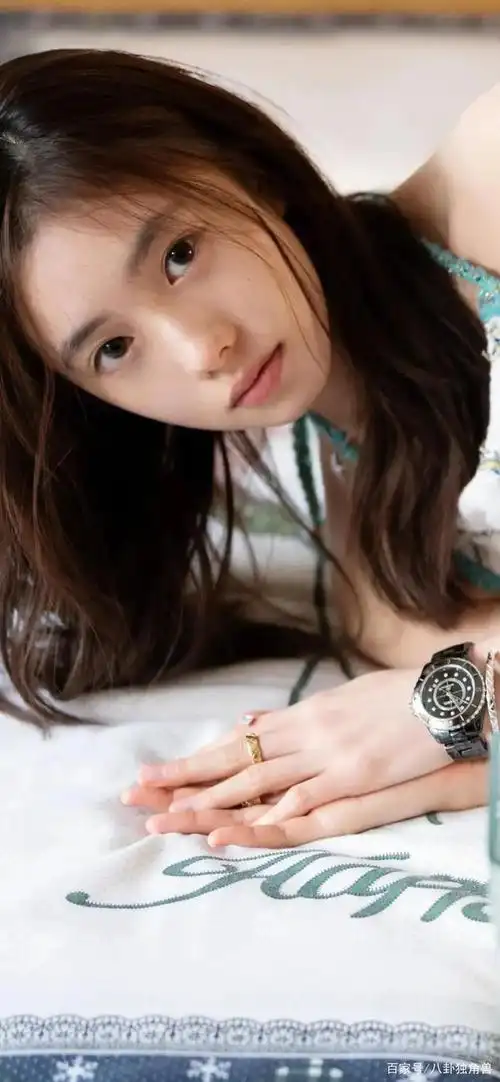 2021年男女通用热门全面屏高清壁纸!