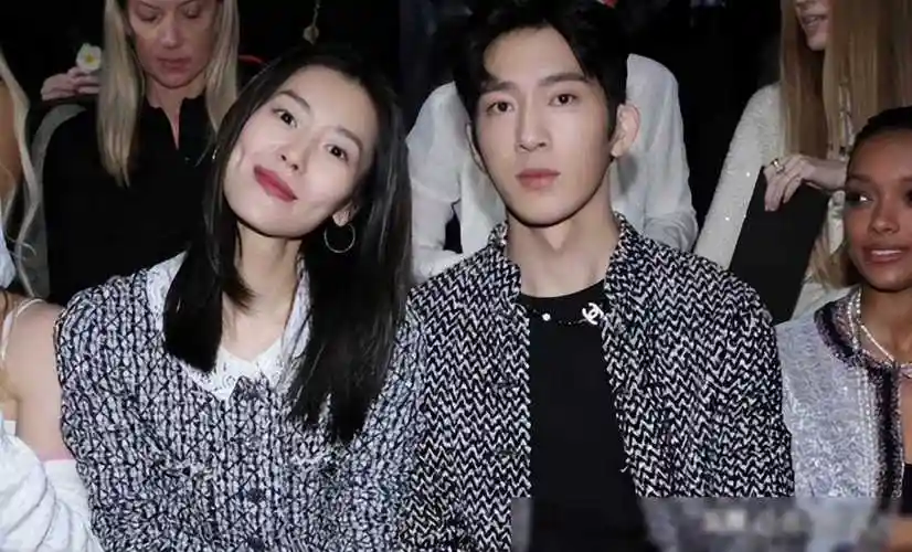 接下来,我们要提到的是陈伟霆和张子枫.