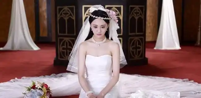 郑爽唯美婚纱照 动人惹人怜