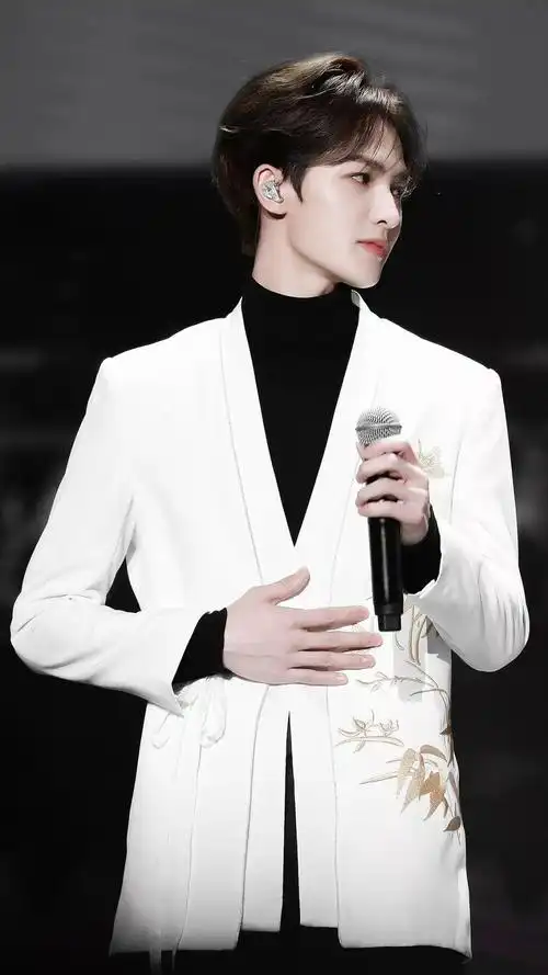 明星壁纸 | 朱正廷高清手机壁纸专辑