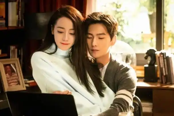 杨洋跟王楚然的恋爱瓜扯出六位绯闻女友贾士凯又当红娘