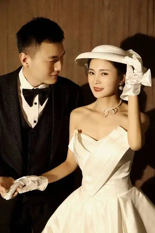 武汉婚纱摄影【视尚婚纱摄影】娲格旅拍法式婚纱照_赫本_什么_摄影