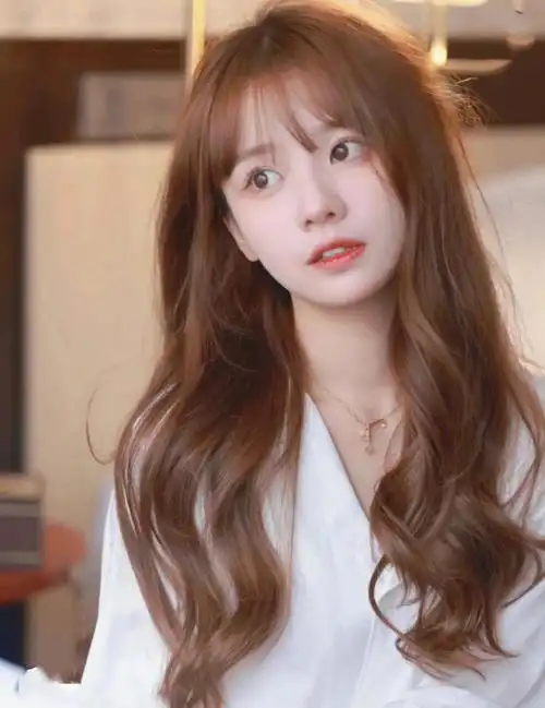 素颜也能驾驭的发色梨木棕色