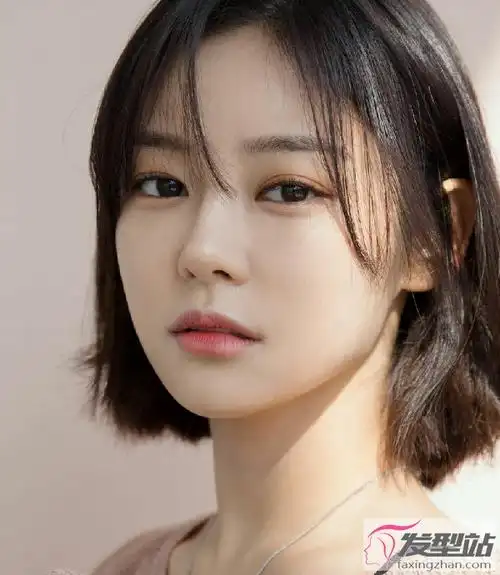 文艺范校园风短发 女生开学季发型首选_发型站_最新流行发型设计发型
