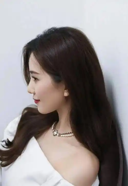 35岁的刘诗诗拍摄这组美照,无论从颜值,还是气质上太完美了3_女性