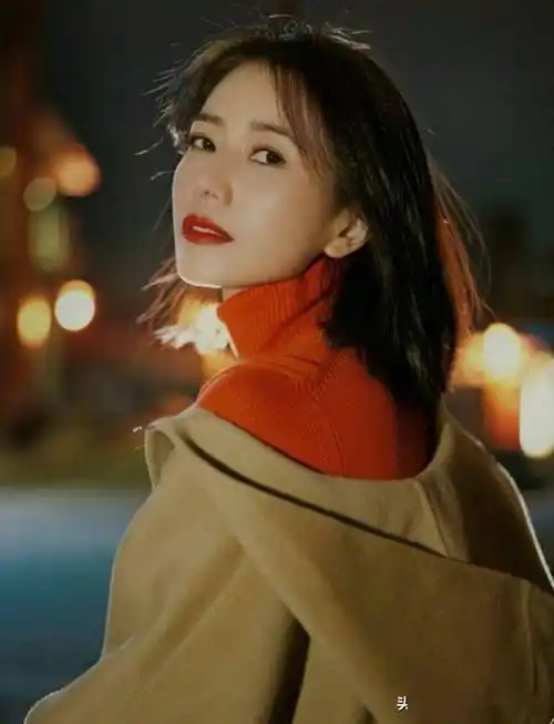 谁见都夸年轻显气质_脸型_状态_女性