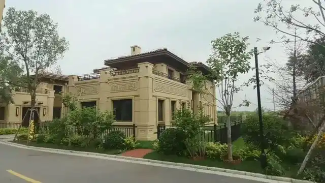 北京周边,总价140万别墅能买吗?上下二层,送露台,车位