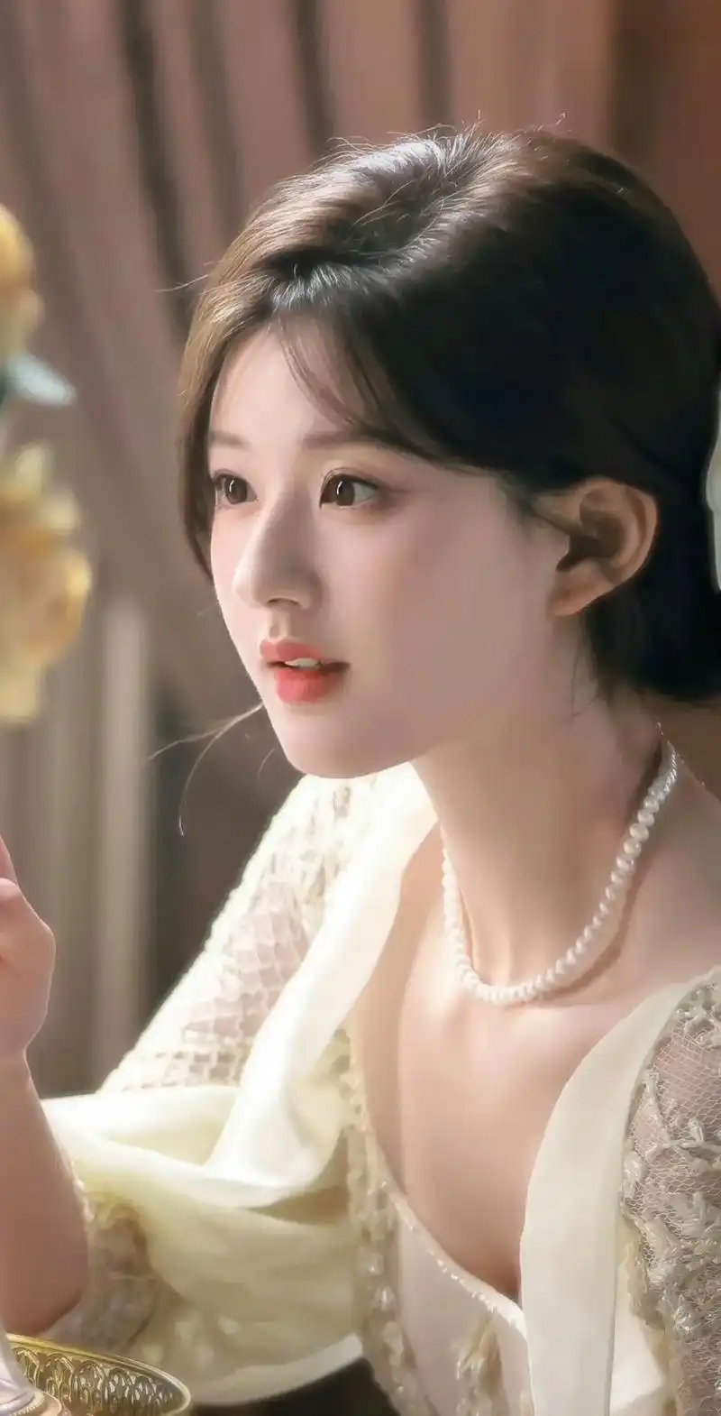 赵露思高清美图 #美炸了 #绝美 - 抖音