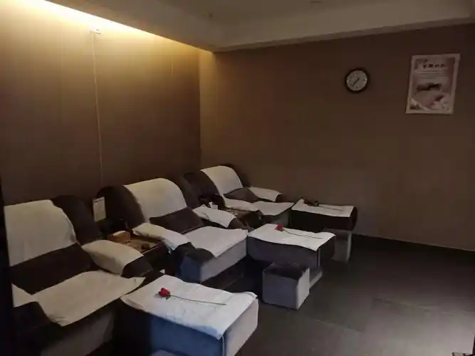 杭锋棋牌足疗精品养生会所 全新起航!