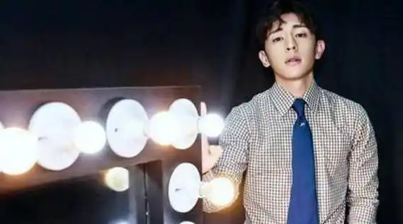 原创邓伦可爱幽默的男演员出道却与众不同努力幸运都重要