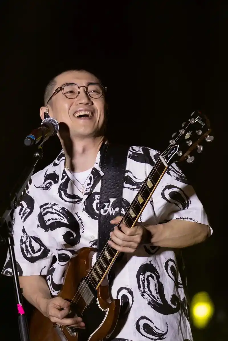 金志文.#舞台摄影#临沂大学#演唱会现场 #金志文#临沂约拍 - 抖音