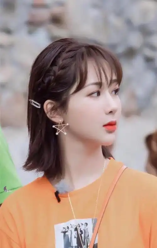 跟着明星学,轻轻松松get短发扎法