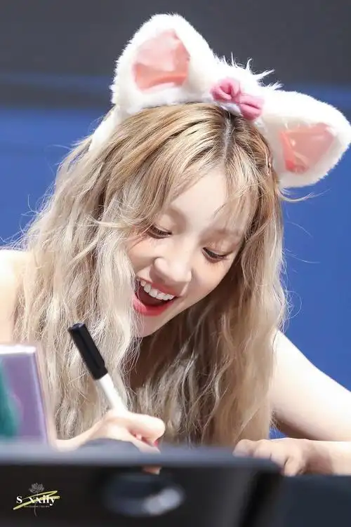 韩流网友要求宋雨琦回国只因她说了中国台湾叶舒华粉丝搞事情