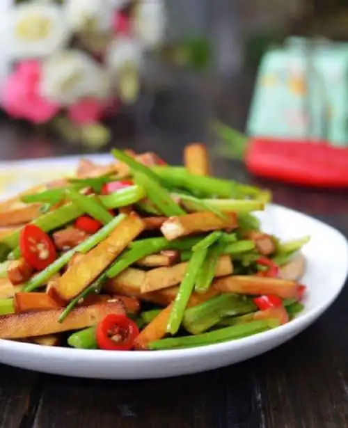 如何做芹菜好吃,芹菜的几种家常做法