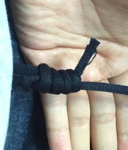 运动裤子绳子打结方法(裤子两根绳子打结方法图解)_安安情感网