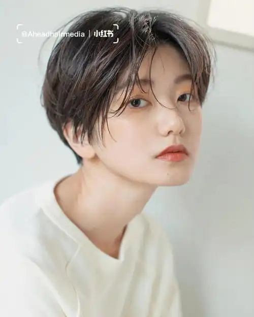 日本中短发型特集