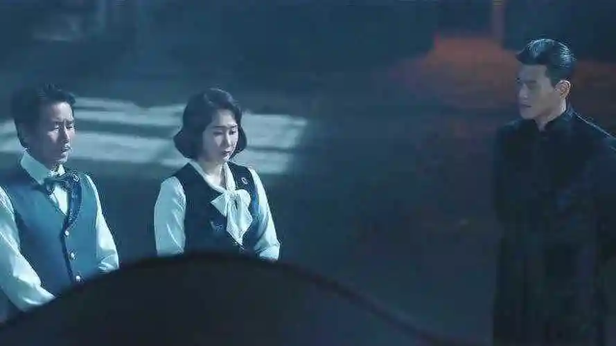 德鲁纳酒店13号房的客人对世人都充满憎恨但是她也是个可怜人