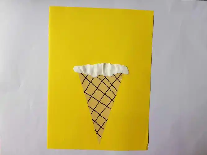 望海幼儿园大四班手工活动《好吃的冰淇淋》