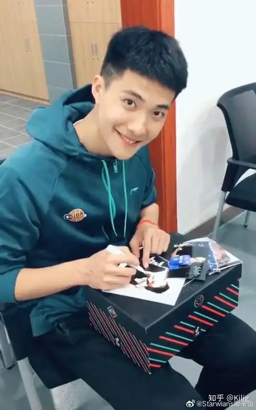 如何评价汕大杜兰特朱松玮他有哪些特点和故事