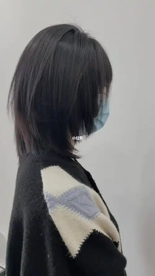 日系短发高层次减龄短发