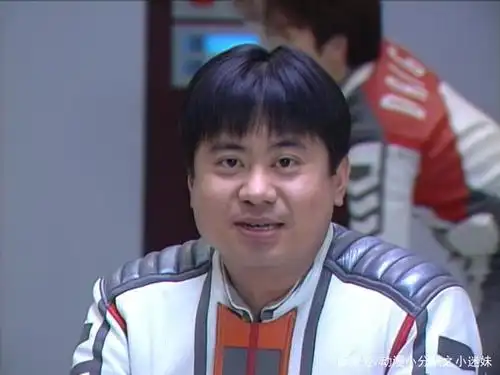 迪迦奥特曼胜利队的七位成员,居间惠和丽娜队员是不是童年的女神