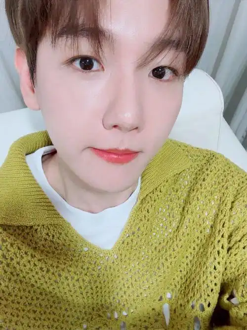 边伯贤英雄联盟单曲paranoia##边伯贤