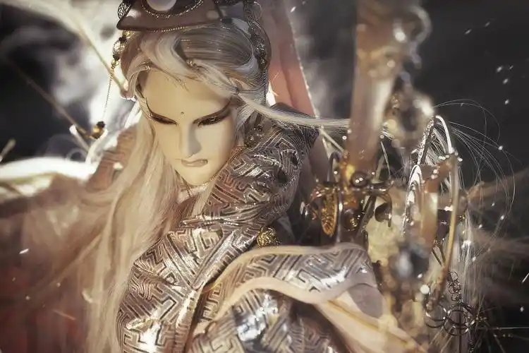 【清香白莲素还真小号退场曲天地苍茫论英雄】一剑横为百万人,誓将只