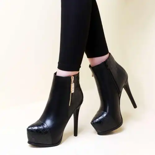 超高跟短靴女2018秋冬新款马丁靴防水台细跟短筒单靴12cm高跟女鞋