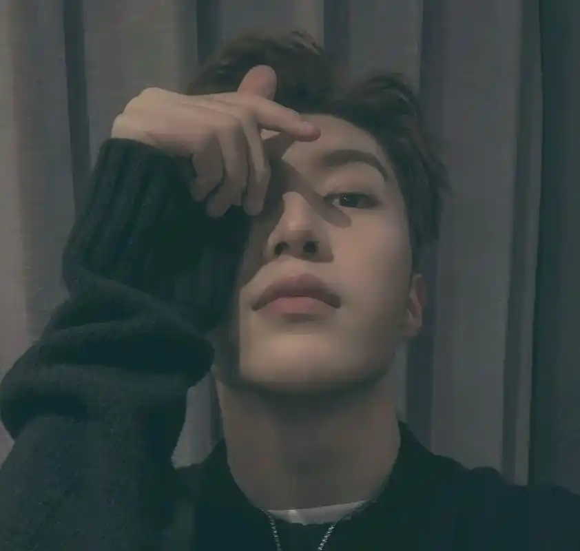 你最深刻的是"哪张照片"呢~ #你的男友已上线 #范丞丞 # - 抖音