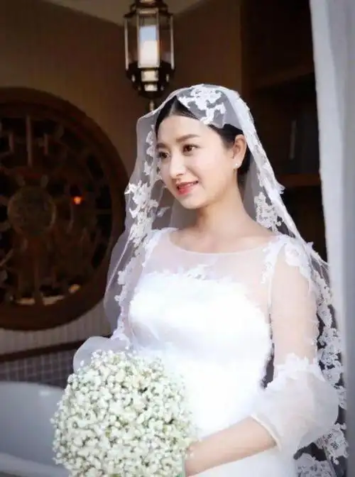 从《甄嬛传》到《一代匠师》,"眉姐姐"斓曦变化有点大