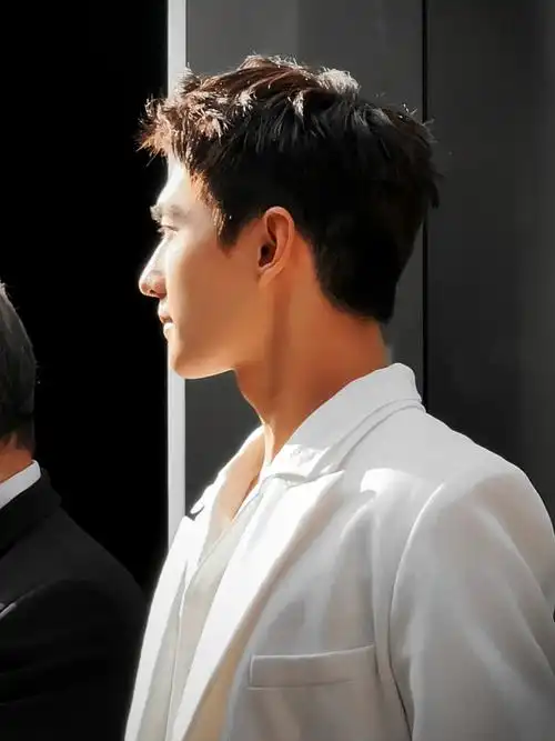 杨洋 | Φο07βο09 Απ02λλων——神之侧脸78#杨洋白