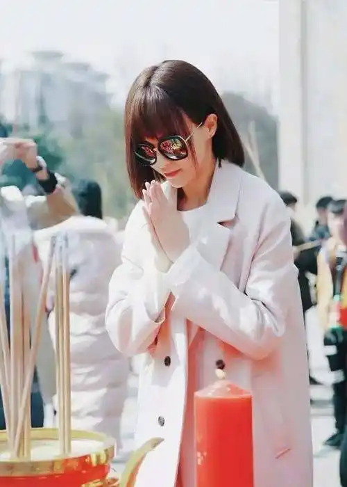 唐嫣"肿了",没有停工养胎,依旧铠甲加身拍古装大剧《燕云台》_杨幂