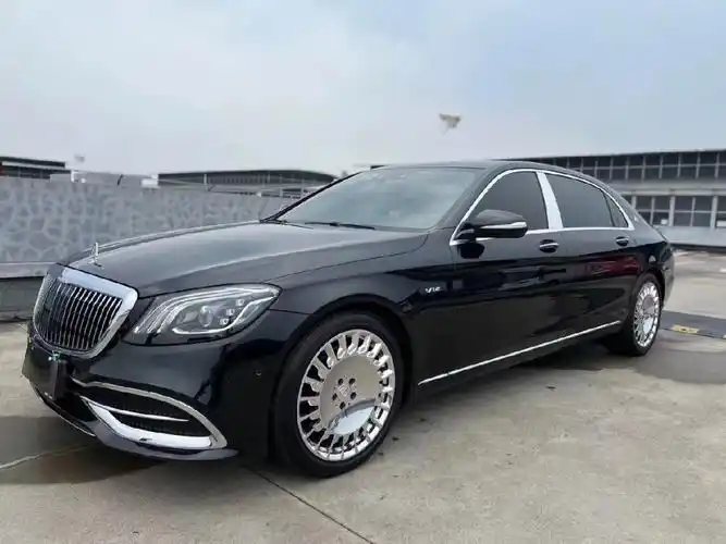 15年迈巴赫s400l,改套迈巴赫680套件,车况原漆90%
