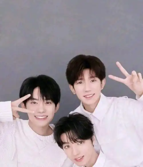 王俊凯易烊千玺互动本是挺好一件事,为什么小凯粉丝戾气那么重?