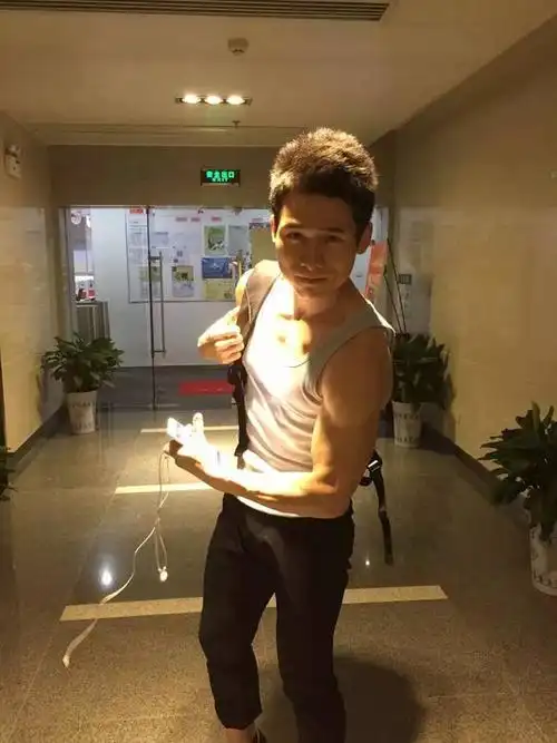 杜海涛能瘦下来全依靠这个男人,推荐长沙最有方法的鲜肉教练.|?探店