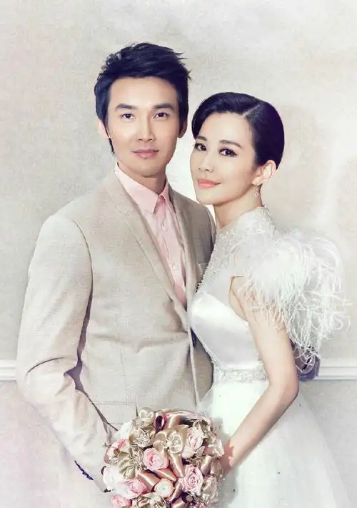 回顾tvb陈松伶我虽和郑伊健有绯闻但余生不会辜负小8岁的张铎