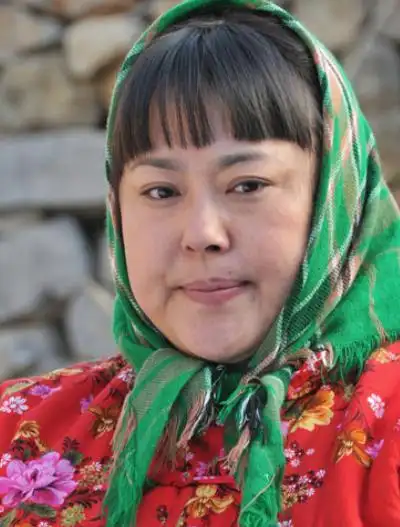 李菁菁宣布退出演艺圈,字里行间满是不舍,她的第二职业使人佩服