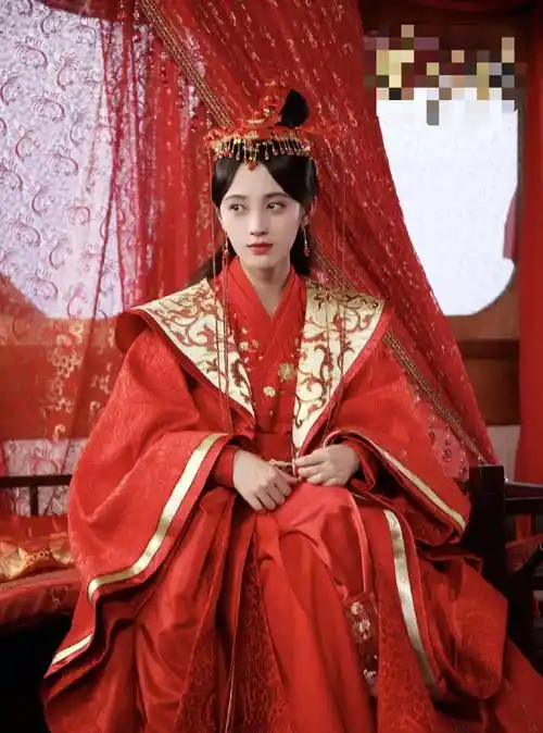 原创盘点影视剧中绝美的古装嫁衣凤冠霞帔春风面十里红妆不负卿
